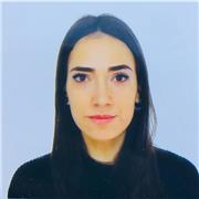 Profesional apasionada de la enseñanza dedicada a niños y adolescentes de 6-15 años